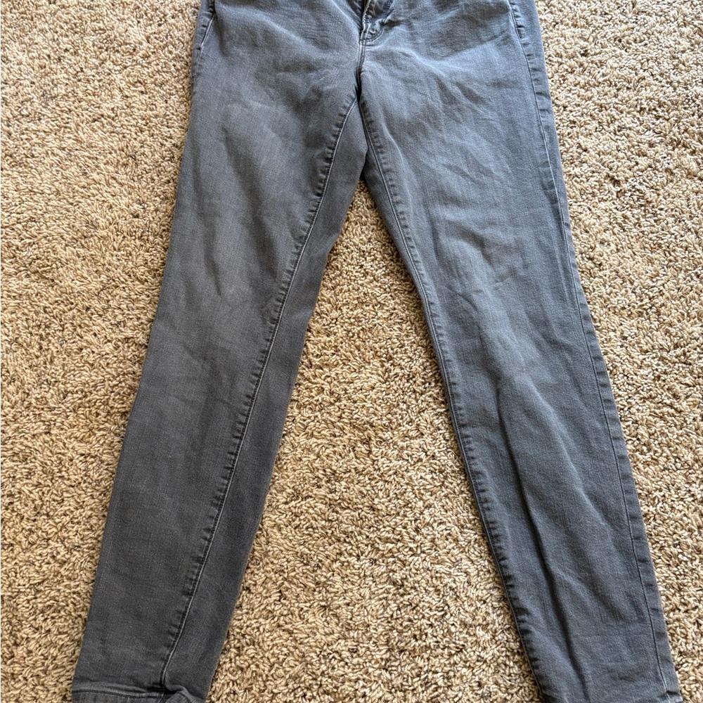 Ann Taylor Women's Skinny Jeans in Gray